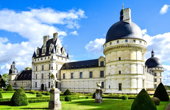 Valençay: fürstliches Schloss und ungewöhnliche Schicksale