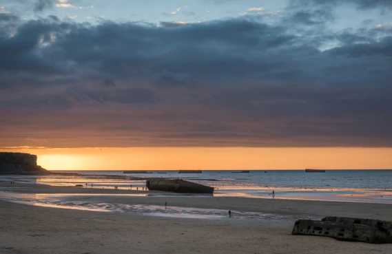 What are the 5 Normandy landing sites?