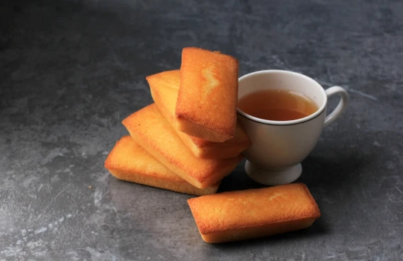 How to make the French cake "financier" .