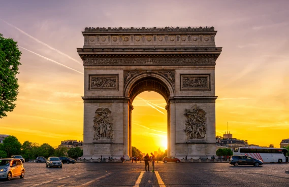 De Arc de Triomphe van de Ster: Glorie in de Steen