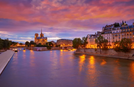 Paris an der Seine entdecken