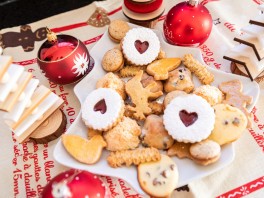 How to make "bredeles" Alsatian Christmas cookies ?