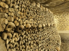 Mystérieux catacombes de Paris