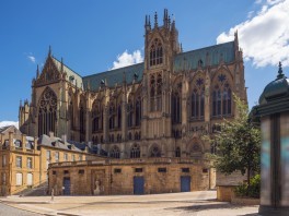 Cathédrale de Metz : Vitraux, Chagall & Secrets (Guide 2026)