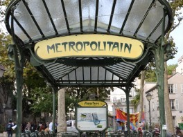 Guide de survie : Les règles non écrites du métro parisien