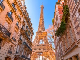 Paris where to stay: the district mistake