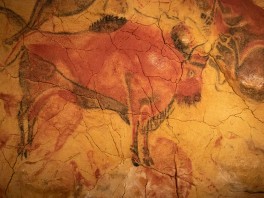 How was the Lascaux cave discovered?