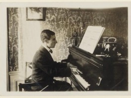 Ravel: the author of the first hit in history