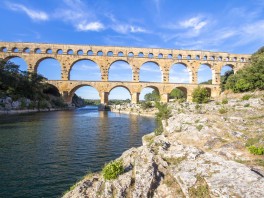 Bemerkenswerter Pont du Gard