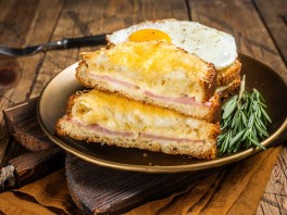 Who invented the croque-monsieur?