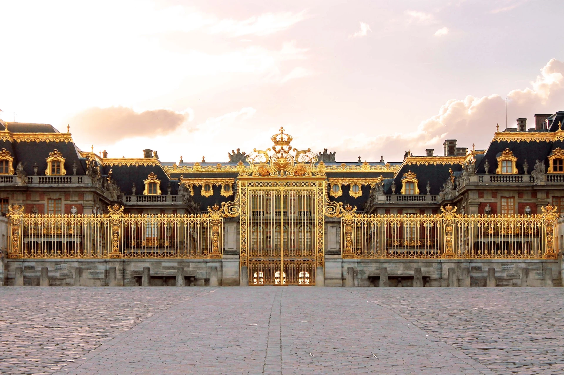 Le château de Versailles est un site olympique PARIS 2024 / Photo choisie par monsieurdefrance.com : jessica-kantak-bailey via unsplash.com 
