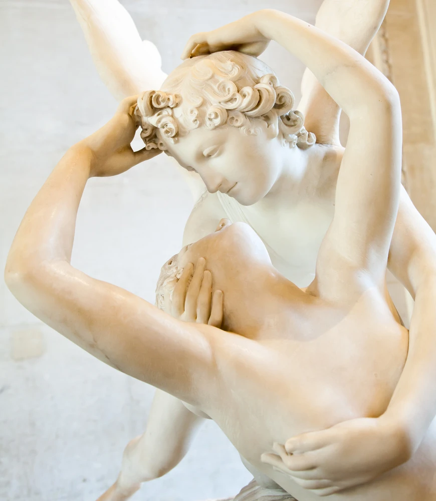 Psychée ranimée par le Baiser de l'amour au Louvre / photo Paolo Gallo/Shutterstock.fr
