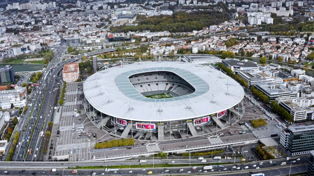 Luftaufnahme des Stade de France in Saint Denis . Foto ausgewählt von Monsieurdefrance.Fr: PhotoLondonUK/Shutterstock