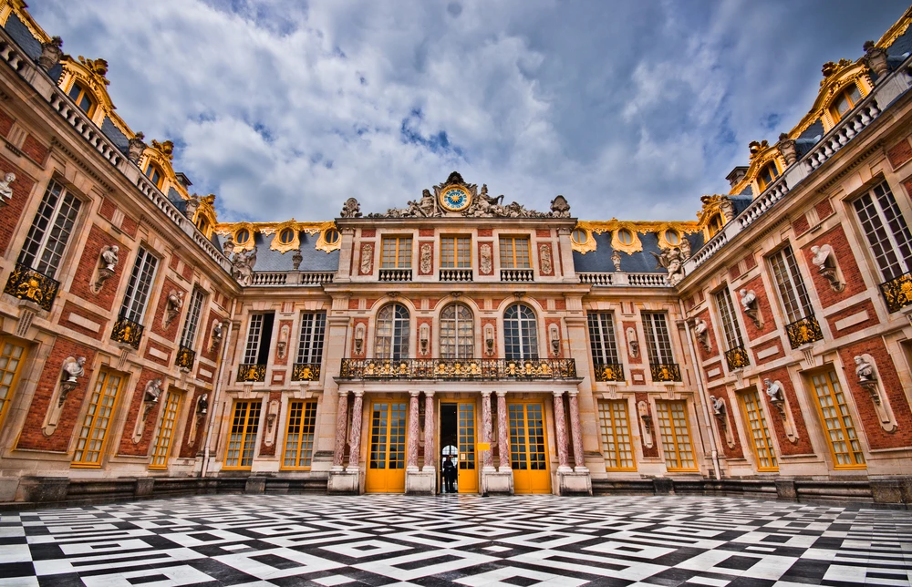 La Cour de marbre / Photo choisie par monsieurdefrance.com : Shutterstock.