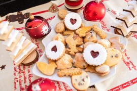How to make "bredeles" Alsatian Christmas cookies ?