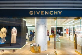 Qui était hubert de Givenchy ?