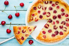 Clafoutis : a delicious and easy French recipe