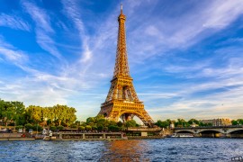 In what year was the Eiffel Tower built?