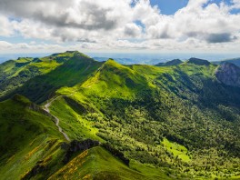 ¿Qué ver y hacer en Auvernia? 10 lugares por descubrir
