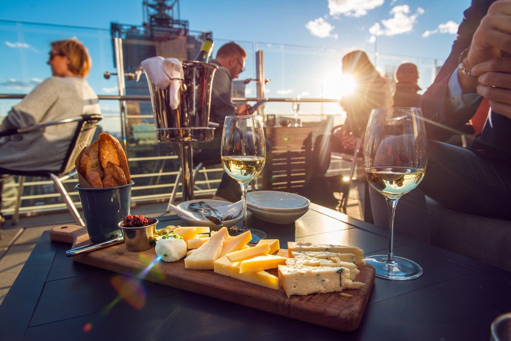 ¿De dónde viene el aperitivo?